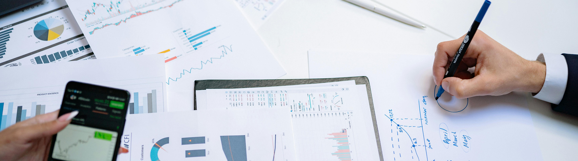 Fondo institucional del Colegio de Economistas de Lambayeque